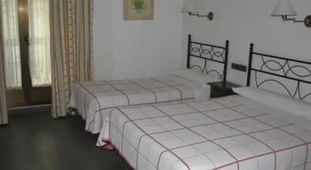 Семейный номер Standard Hostal Ivor