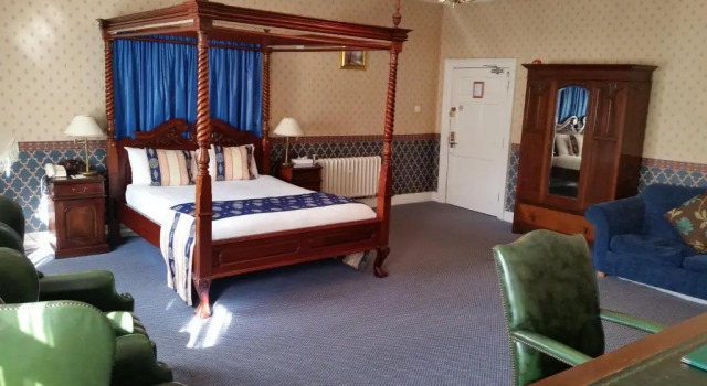Номер Standard Haughton Hall
