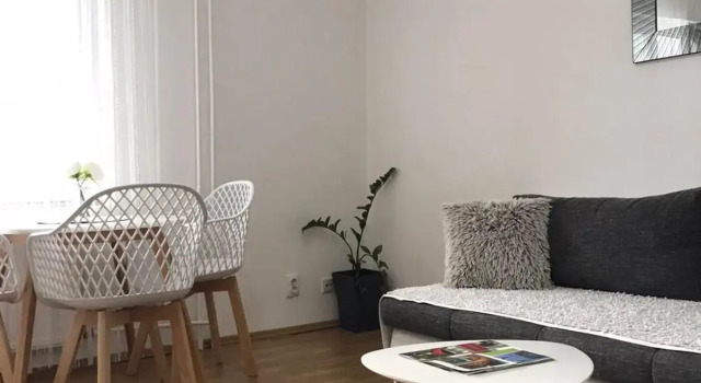 Pavle i Petra II, Rezervovat Hotel Hotely v Vojvodina s parkováním, Parkování
