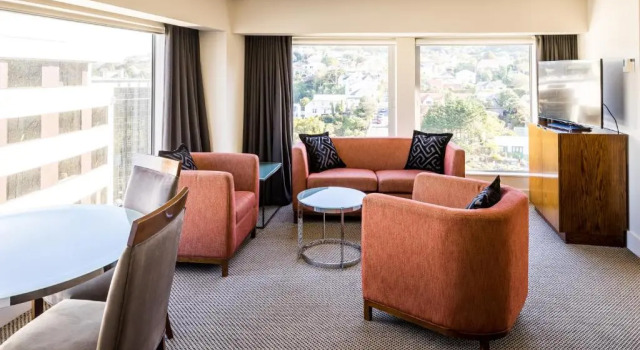 Люкс с 2 комнатами Bolton Hotel