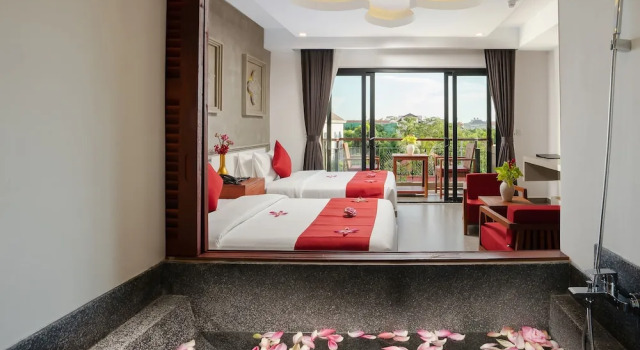 Шестиместный номер Deluxe Khmer Mansion Residence