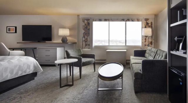 Номер Executive Holiday Inn Montreal Longueuil by IHG
