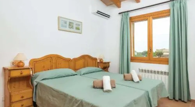 Els Evols, Book Villa Alcudia Majorca