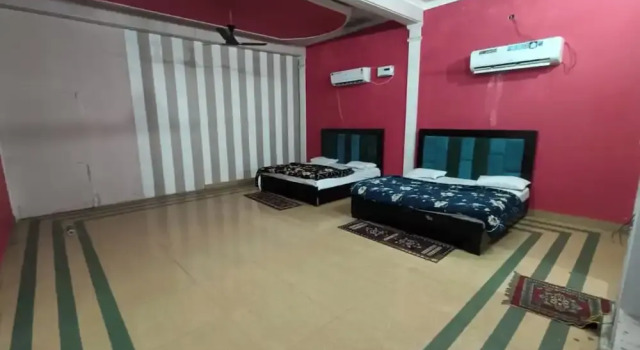 Люкс Hotel Shri Hari Lodge Ram Nagari Ayodhya