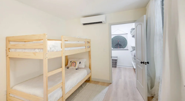 Chic Hot Springs Vacation Rental, Walk to Town!