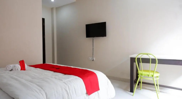 RedDoorz Syariah near RSUD Margono Purwokerto, Buchen Sie Hotel Purwokerto 