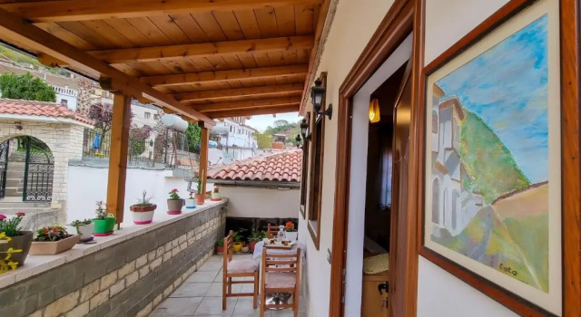 Arben Qemeri Guest House, Rezervasyon Misafirhane Berat County ucuz oteller