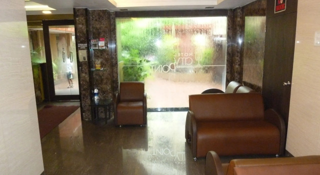 Hotel City Point, Забронировать Отель Отели штата Махараштры с завтраком, Завтраки