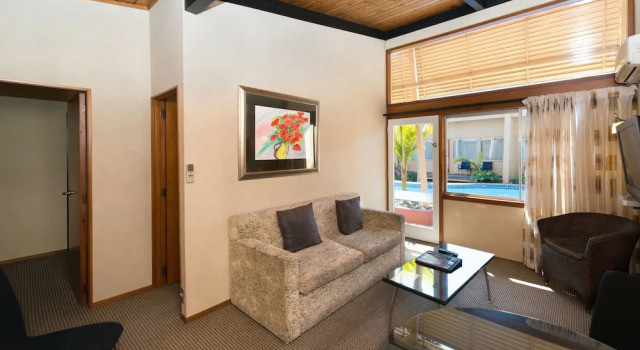 Апартаменты с 2 комнатами Oasis Beach Motel