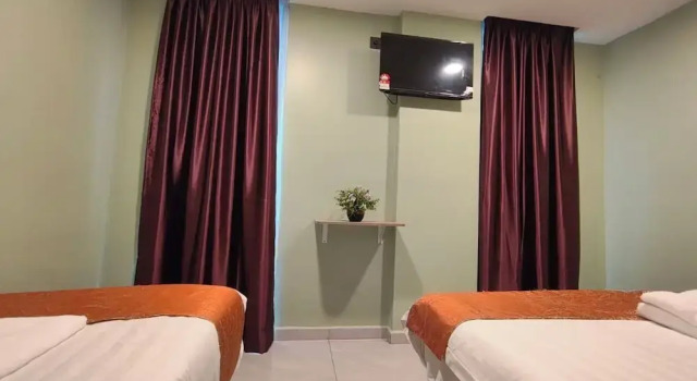 Трёхместный номер Standard Hotel Mawar Inn