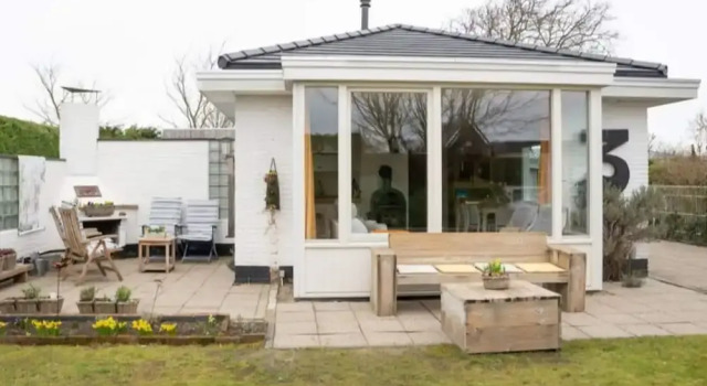 Quiet Home with Garden near Beach & Center, Book Vacation Home Renesse 