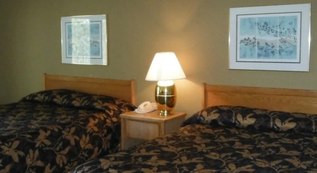 Lake Pateros Motor Inn, Buchen Sie Hotel Pateros USA
