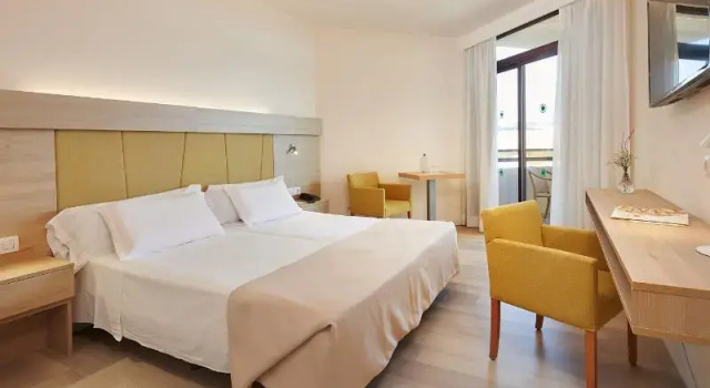 Двухместный номер Standard с балконом Hotel Sabina Playa
