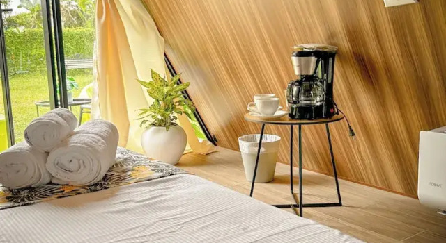 Tilawa La Fortuna Glamping, Varaa Leirintäalue SPA-hotellit kohteessa Chiles, SPA