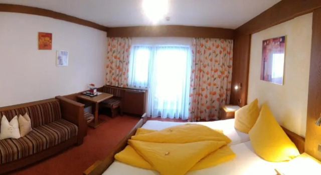 Fremdenpension Alpenruhe, Забронировать Отель Отели Тироля 3 звезды, 3*