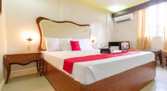 RedDoorz @ PEO Road Palawan, Prenota Hotel Bancaobancao 