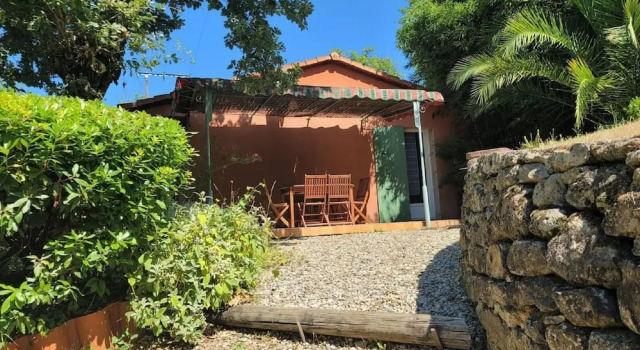 Вилла Tranquil Villa in Les Salelles