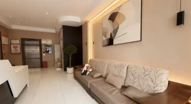 Huayi Hotel (Minquan Renmin Road), Reservar Hotel Shangqiu Henan
