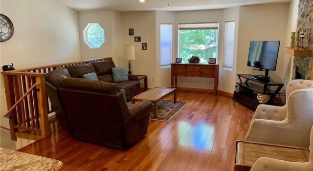 793 Hazel - 4 Br Home