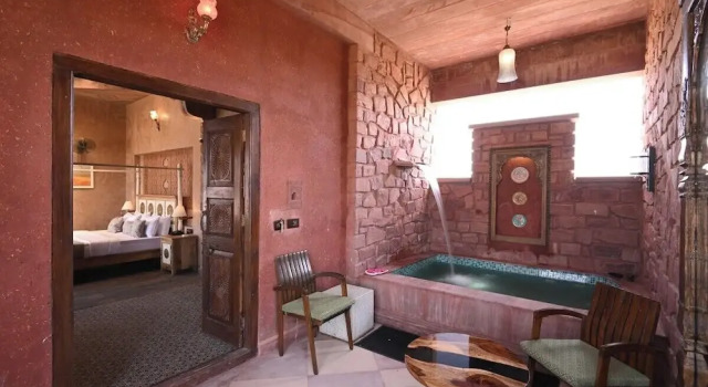 Govind Bagh Resort, 예약 리조트 Jheepasani 인도