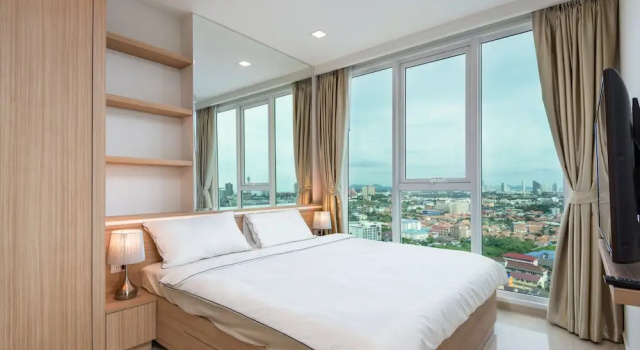 Номер Standard City Garden Tower by Pattaya Holiday