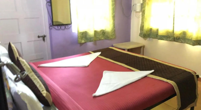 Libton Manor Holiday Homes, Rezerwuj Hotel Hotele w North Goa z parkingiem, Parking