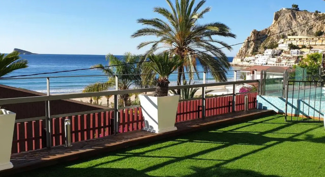 Дом с 6 комнатами Sea Dreams House Wifi, AA, Barbecue