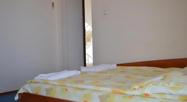 Family hotel Neptun Lozenets