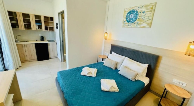 Студия Aphrodite Studios & Suites - 140m from the beach, by ZanteWize