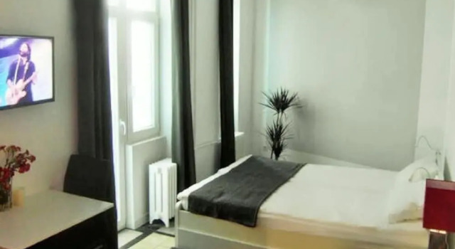 Super Central Studio Apartment - With Balcony, Забронировать Апартаменты/квартира Будапешт 
