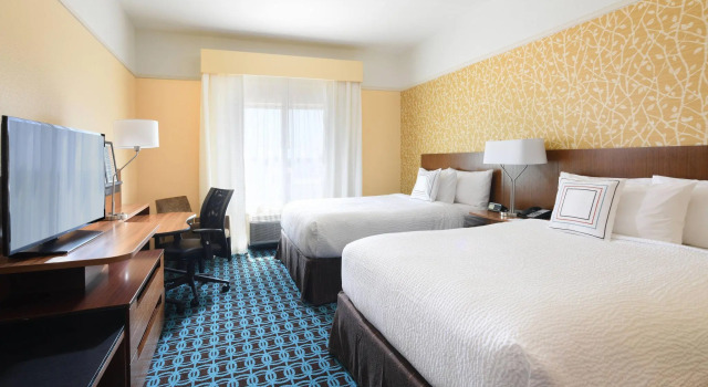 Четырёхместный номер Standard Fairfield Inn & Suites by Marriott Fort Worth South/Burleson