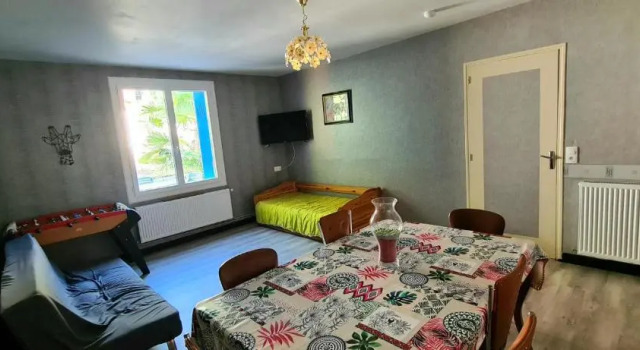 floryll, Book Hotel Hoteller i Fumel med parkering, Parkering