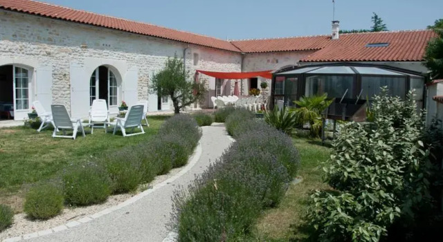 La Grande Champagne, Réserver Hôtel Rioux France