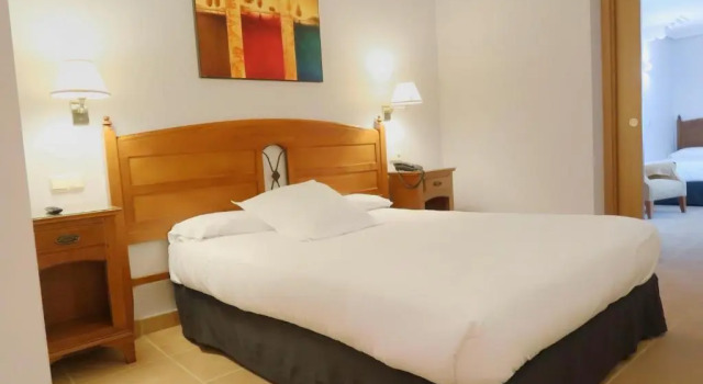 Семейный номер Standard Hotel Gudamendi