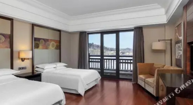 Номер Deluxe Sheraton Changbaishan Resort