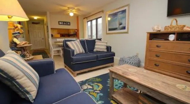 Admirals View III by KEES Vacations, Забронировать Отель Килл-Девил-Хиллс Outer Banks, рядом с Развлекательный центр Destination Fun
