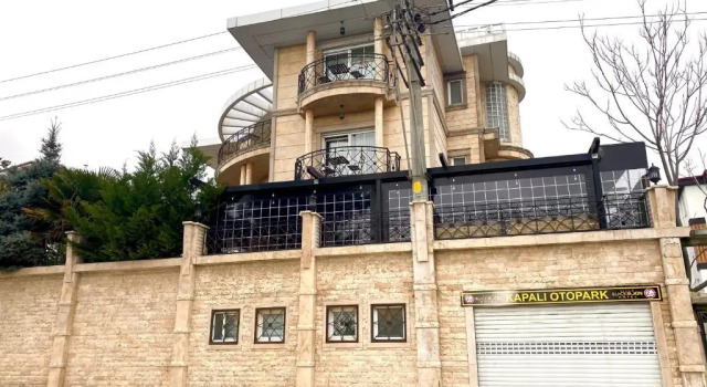 Blackmoon Villa Edirne, Varaa Villa Hotellit Marmara-alue pysäköinnillä, Pysäköinti