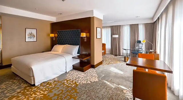 Двухместный полулюкс Holiday Inn Dhaka City Centre by IHG