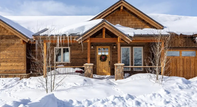 New Listing! Mountain-view Lodge W/ Fireplace And Hot Tub 4 Bedroom Cabin, Забронировать Дом для отпуска Грэнби Rocky Mountain National Park, рядом с Quick Draw Express