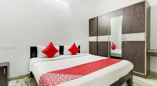 Bip Inn Royal Suites by OYO Rooms, Забронировать Отель Отели штата Карнатаки 3 звезды, 3*