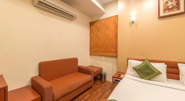 OYO Flagship 479 Royapettah, Забронировать Отель Отели Ченнаи с завтраком, рядом с AVM Rajeswari Kalyana Mandapam, Завтраки