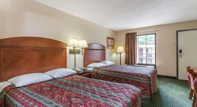 Номер Deluxe Days Inn by Wyndham Camp Springs Andrews AFB
