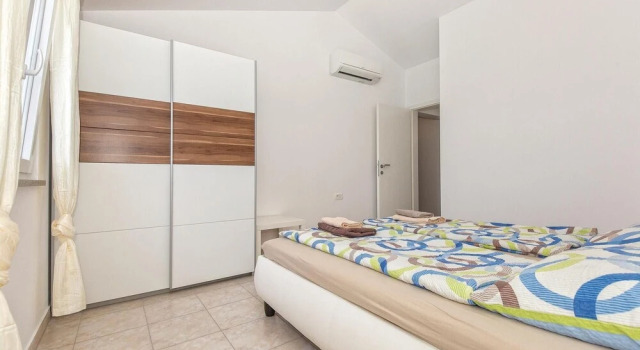 Amazing Home in Koromacno With Wifi and 2 Bedrooms