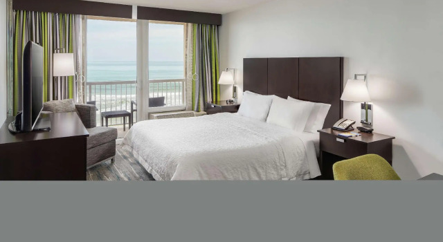 Двухместный номер Standard oceanfront Hampton Inn Daytona Beach/Beachfront
