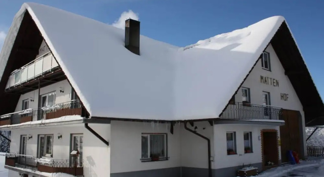 Коттедж с балконом Spacious Apartment in Wehrhalden near Cross Country Skiing