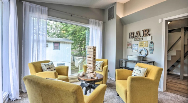 Коттедж с 2 комнатами Osage Beach Family Hideaway on No-wake Cove!
