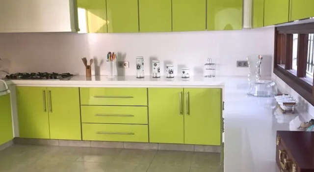 Villa FM KDR, Rezerwuj Willa Hotele w Tanger-Tetouan z parkingiem, Parking