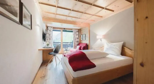 Одноместный номер Standard с балконом Alpenhotel Montafon & SPA