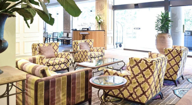 The Sebel Quay West Brisbane, Забронировать Отель Отели Брисбна 5 звезд, рядом с Торговый центр Queen Street, 5*