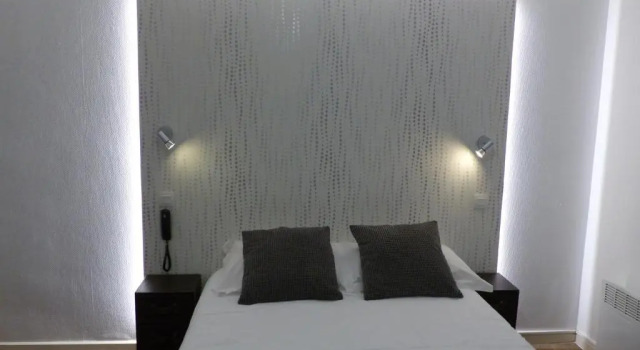 Трёхместный номер Standard Hotel Belle Vue Royan